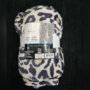 Leopard print throw